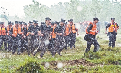 風(fēng)雨見證，軍人本色