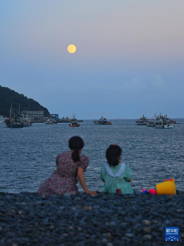 詩意中國(guó)丨萬里此情同皎潔 一年今日最分明