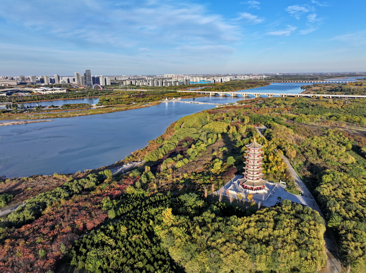 “時(shí)間”刻度里的2024